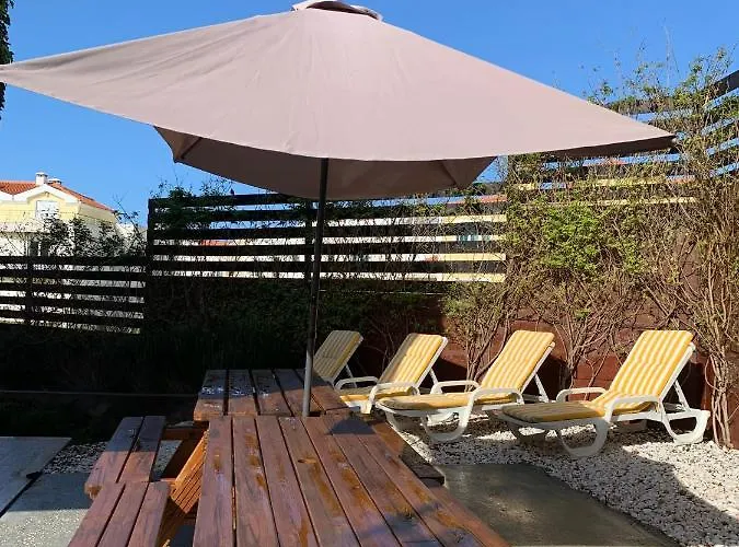 Sleep & Surf - Portugal * Эрисейра